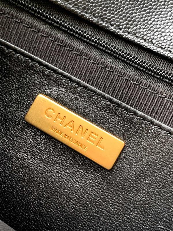 2026127213722819 900